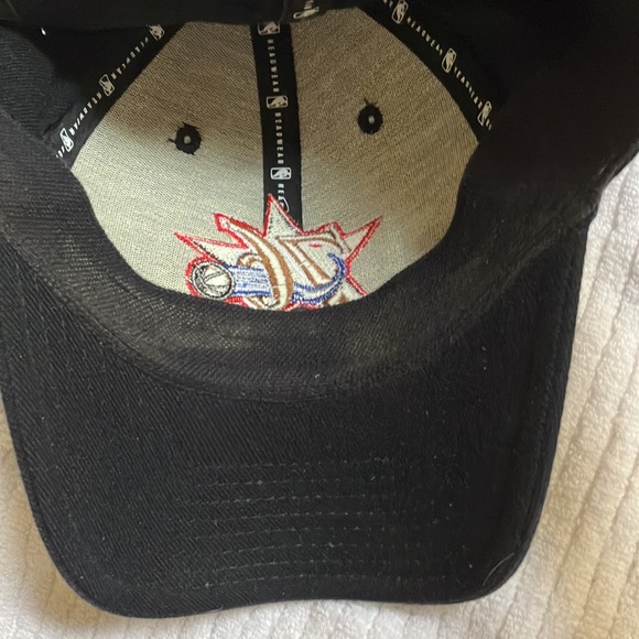 Reebok 76ers fitted ball cap - Picture 7 of 7